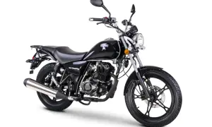 Czarny Romet Soft Chopper 125, gotowy do odblokowania pełnej mocy. Klasyczny styl i nowoczesne osiągi.