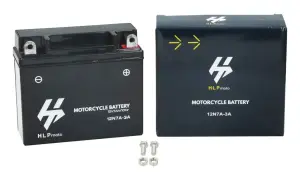 Akumulator motocyklowy 12V 7Ah. Zastanawiasz się, jak długo ładować akumulator motocyklowy 12v? Zobacz instrukcję.