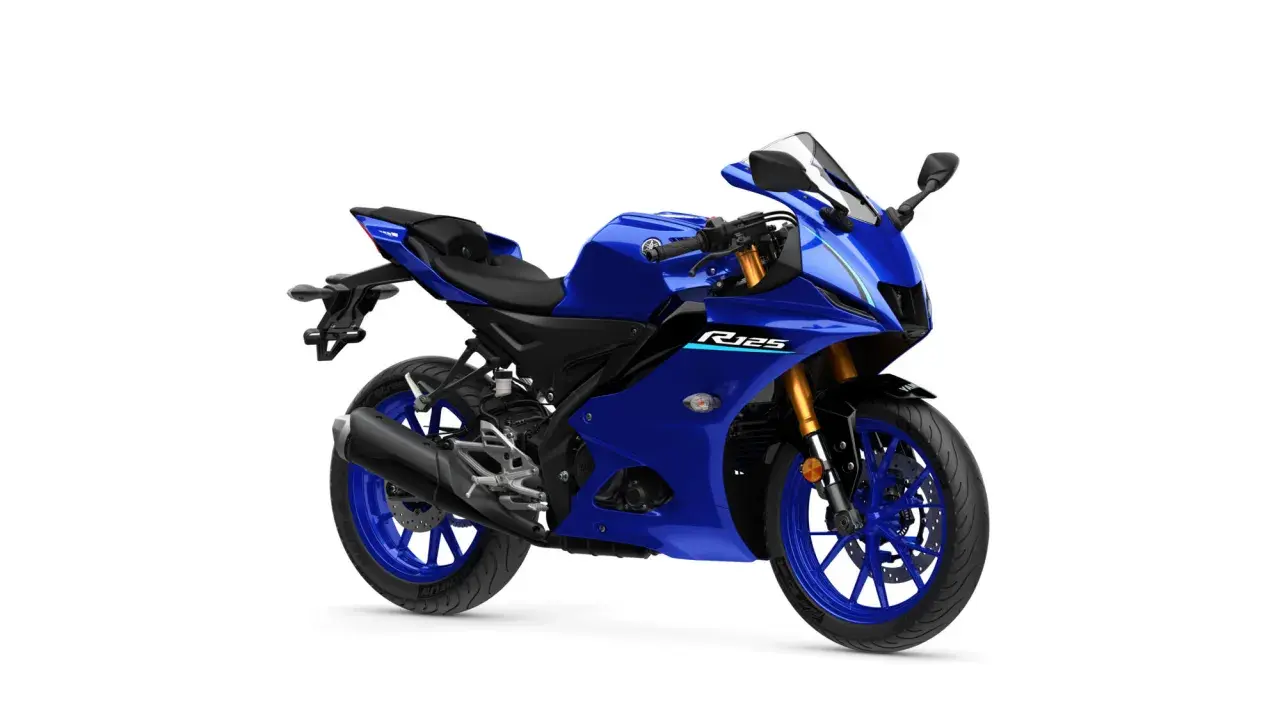 Niebieski motocykl sportowy Yamaha YZF-R125, idealny dla początkujących. Sprawdź yamaha yzf-r125 dane techniczne.