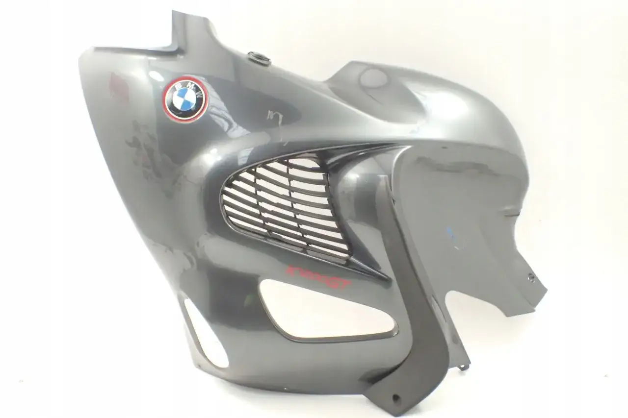 Szara owiewka BMW K 1200 GT, z widocznym logo BMW i napisem 
